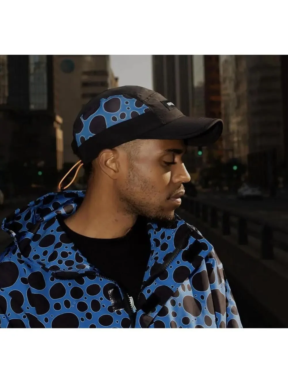 Kin Or Enemy Co. “KINORENEMY” Blue Dart Frog 5 Camper Hat